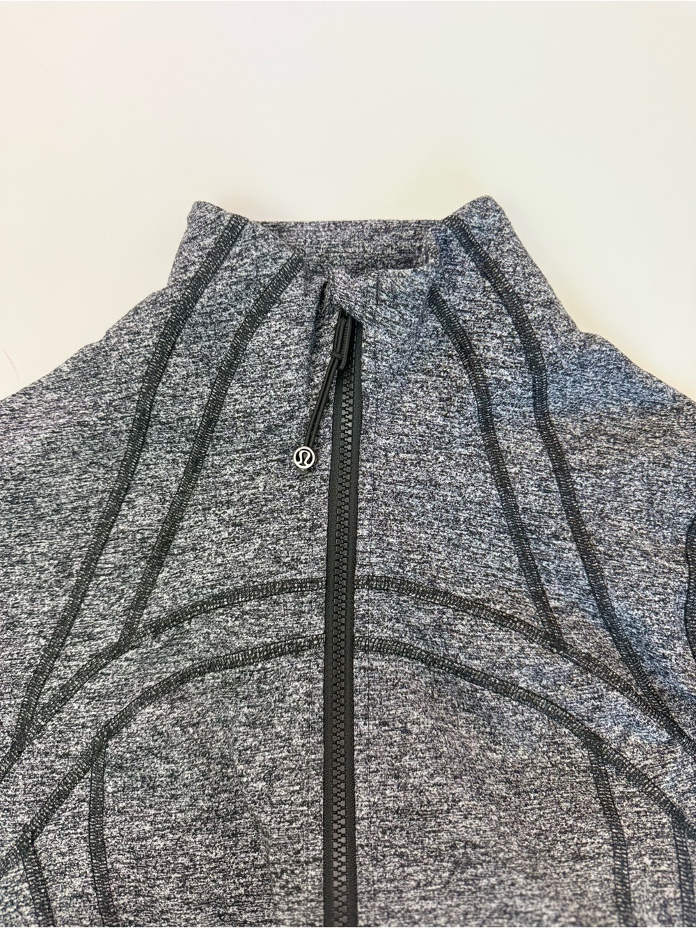 Lululemon Define Jacket Heathered Black sz 8 - Picture 4 of 8